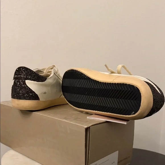 Golden Goose Cream Sneakers with Silver Star - Picture 6 of 10